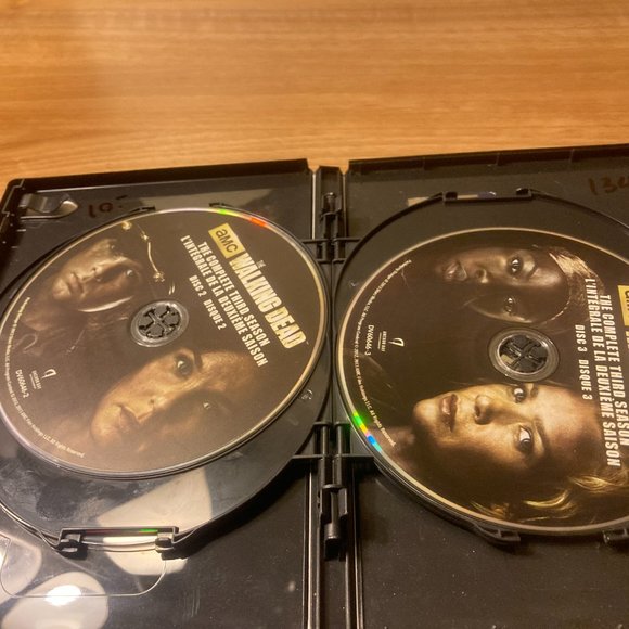 The Walking Dead Season 3 (DVD) - Picture 5 of 6